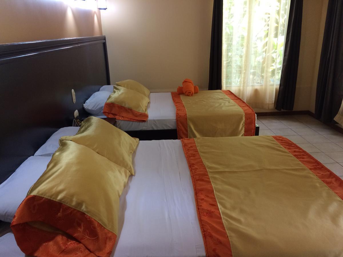 Mussaenda, Arenal Hotell La Fortuna Exteriör bild