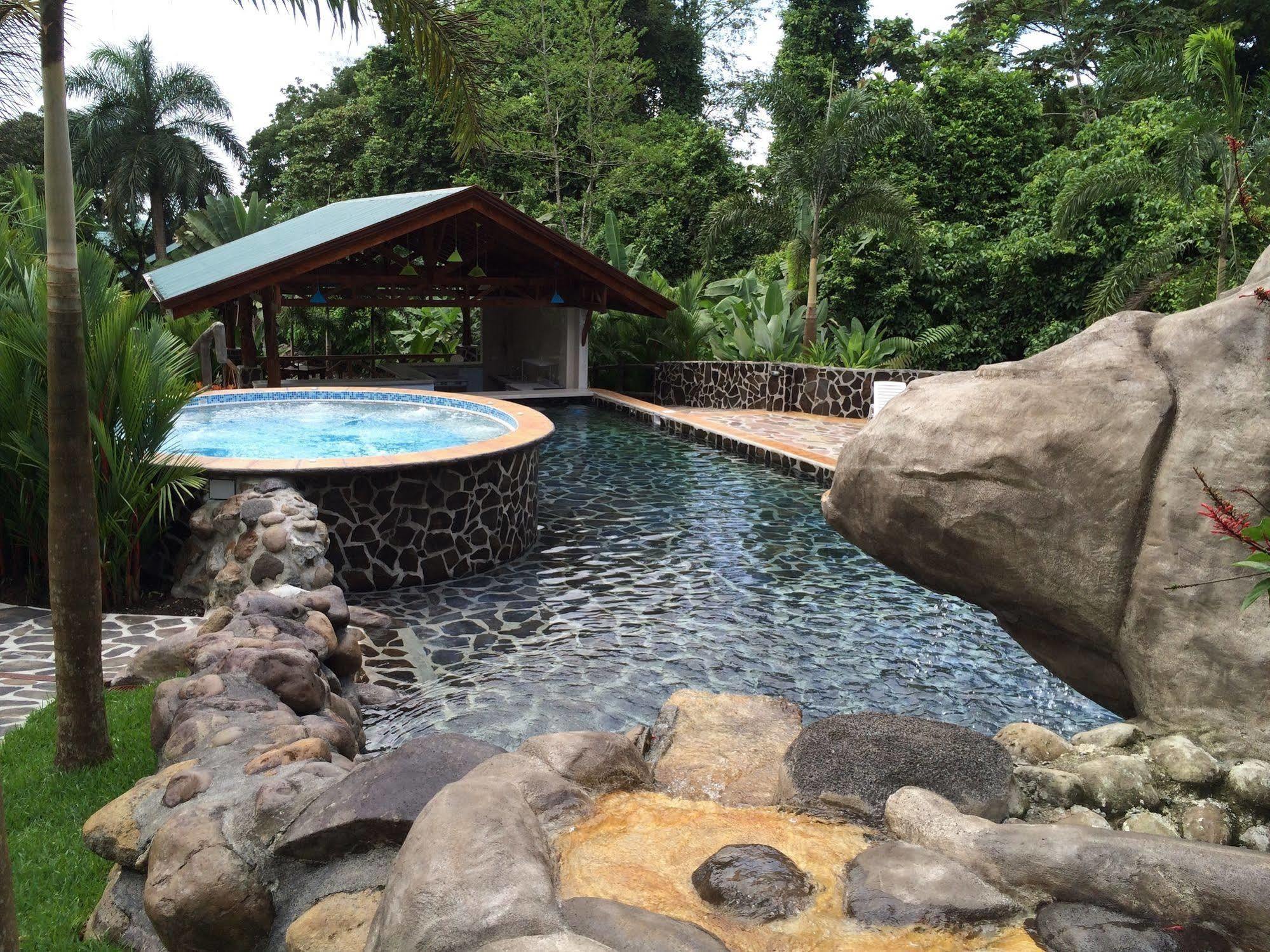 Mussaenda, Arenal Hotell La Fortuna Exteriör bild